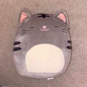 SQUISHMALLOWS-grey plush cat